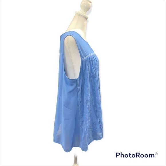 AGB Woman Periwinkle Blue Box Embroidered  Blouse with Sheer Neckline Size 1X - Picture 2 of 6